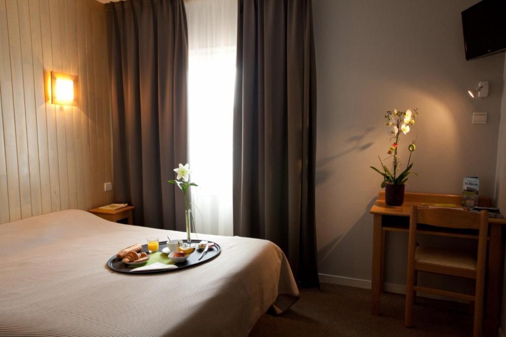 ביסקארוס Logis Hotel Le Relais מראה חיצוני תמונה