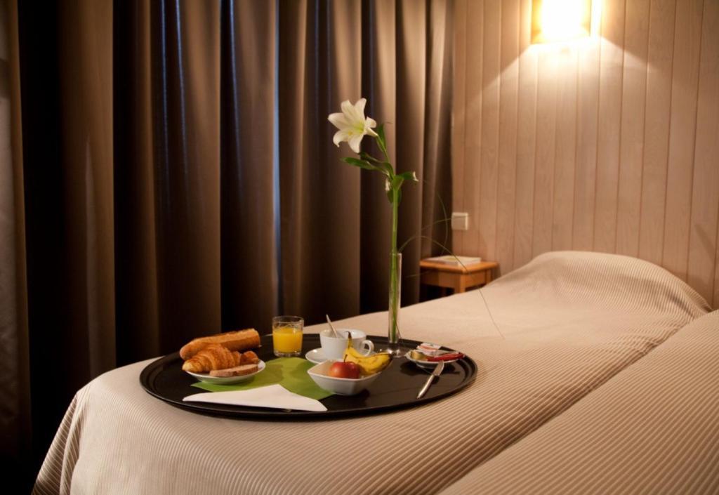ביסקארוס Logis Hotel Le Relais מראה חיצוני תמונה