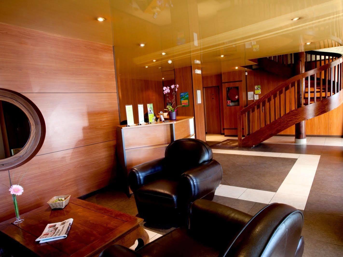 ביסקארוס Logis Hotel Le Relais מראה חיצוני תמונה